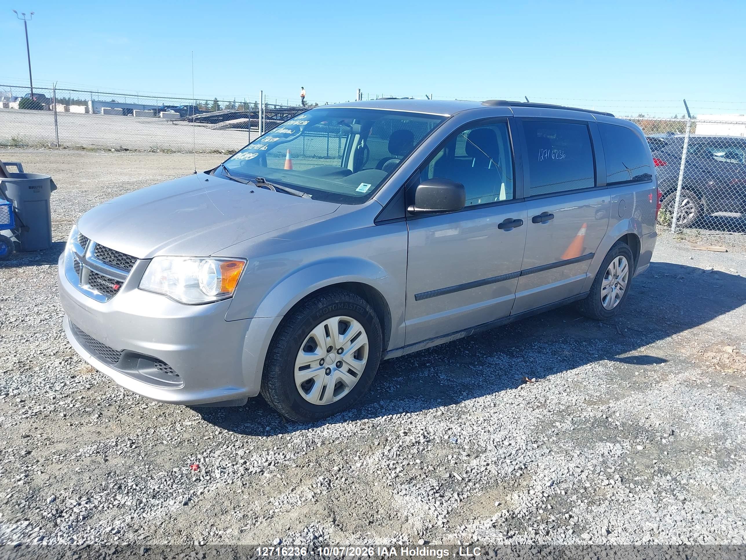 2015 DODGE GRAND CARAVAN SE — I2