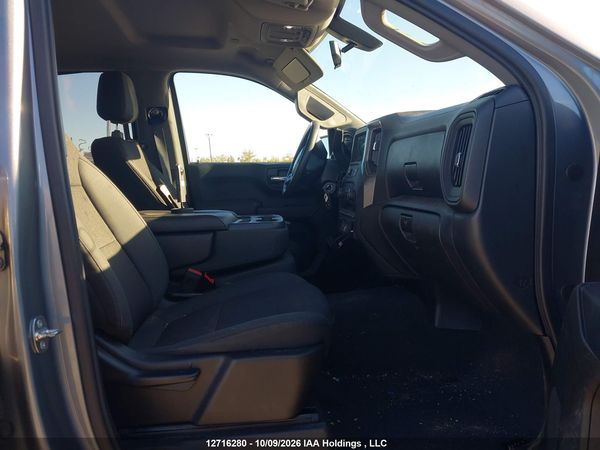 2019 CHEVROLET SILVERADO K1500 Custom — I5