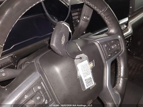 2024 CHEVROLET SILVERADO K1500 LT — I11