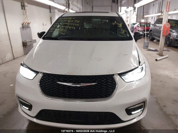 2026 CHRYSLER PACIFICA LIMITED — I12