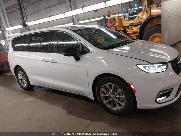 2026 CHRYSLER PACIFICA LIMITED — I13