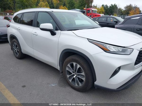 2026 TOYOTA HIGHLANDER XLE AWD — I1