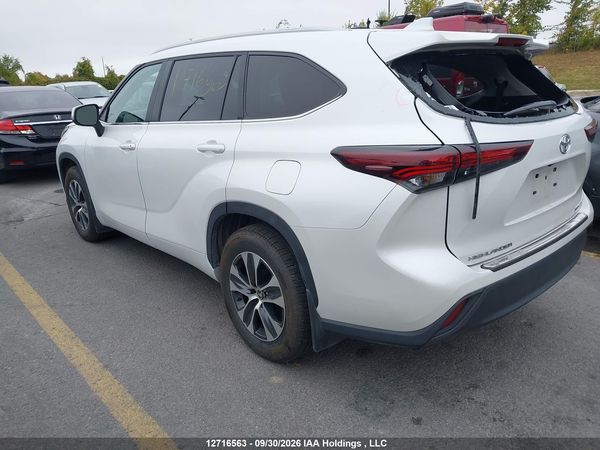 2026 TOYOTA HIGHLANDER XLE AWD — I3