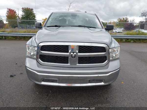 2023 RAM 1500 CLASSIC SLT — I12