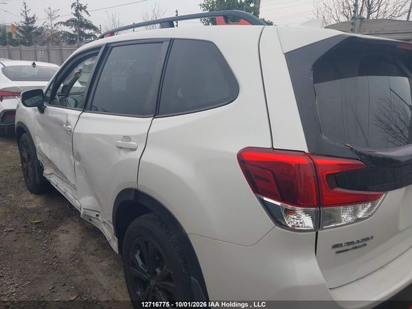 2021 SUBARU FORESTER SPORT — I19