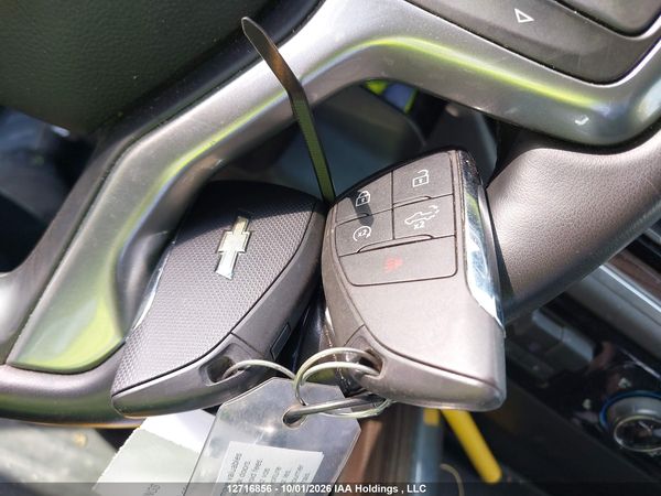 2025 CHEVROLET SILVERADO K1500 LT — I11
