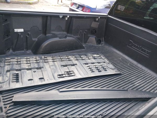 2025 CHEVROLET SILVERADO K1500 LT — I12