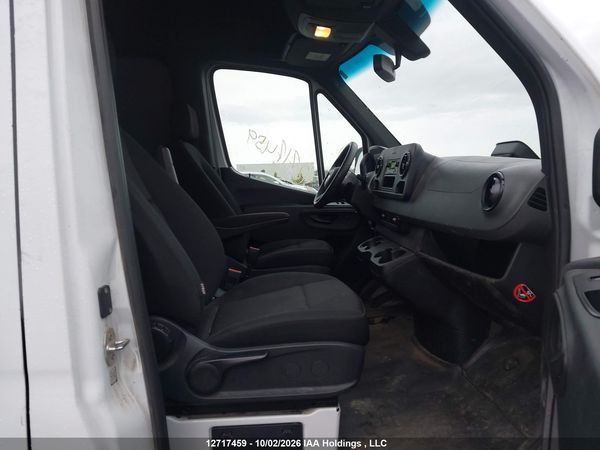 2025 MERCEDES-BENZ SPRINTER 2500 907 (VS30) — I5