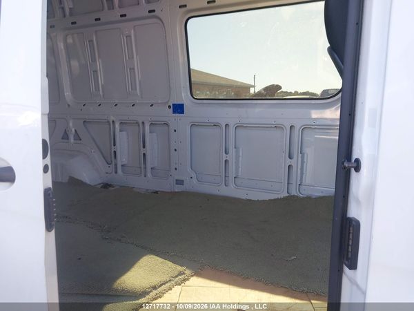 2022 MERCEDES-BENZ SPRINTER 2500 907 (VS30) — I8