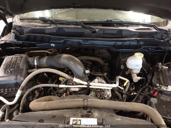 2023 RAM 1500 CLASSIC SLT — I9