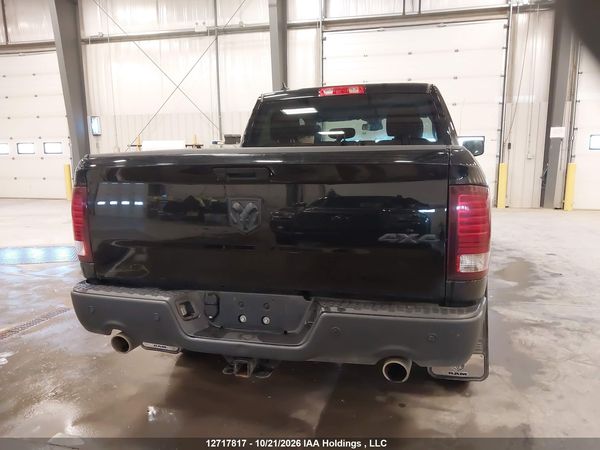 2023 RAM 1500 CLASSIC SLT — I15