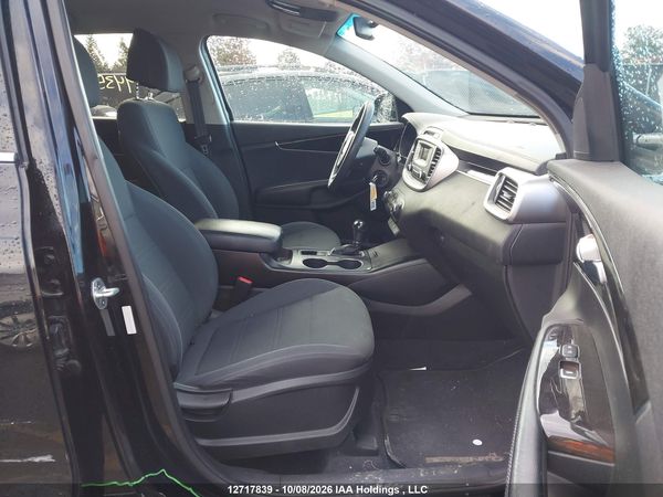 2017 KIA SORENTO 2.4L LX — I5