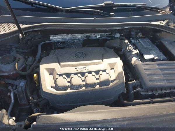 2020 VOLKSWAGEN TIGUAN SEL PREMIUM R-LINE — I10