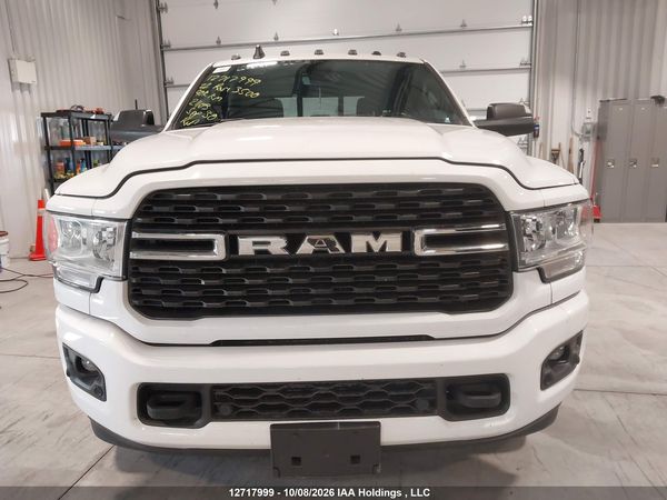 2022 RAM 3500 BIG HORN/LONE STAR — I12