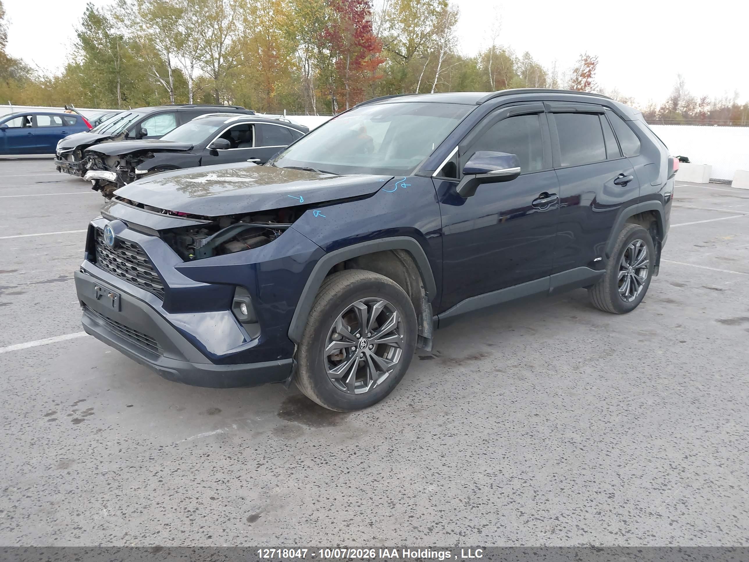 2023 TOYOTA RAV4 XLE — I2