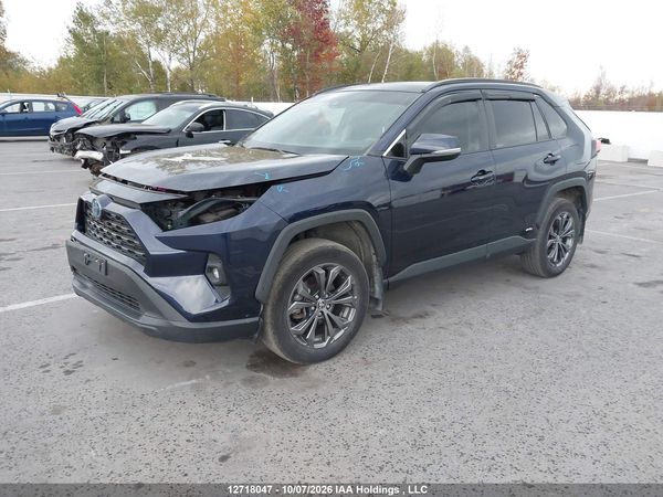 2023 TOYOTA RAV4 XLE — I2