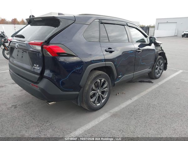 2023 TOYOTA RAV4 XLE — I4