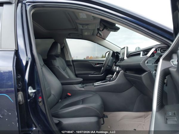 2023 TOYOTA RAV4 XLE — I5