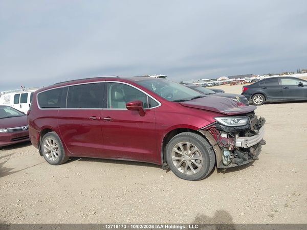 2021 CHRYSLER PACIFICA TOURING-L PLUS AWD — I14