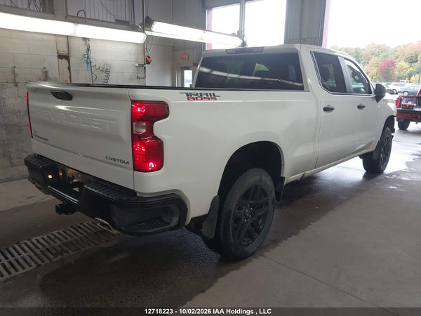 2024 CHEVROLET SILVERADO K1500 TRAIL BOSS CUSTOM — I4