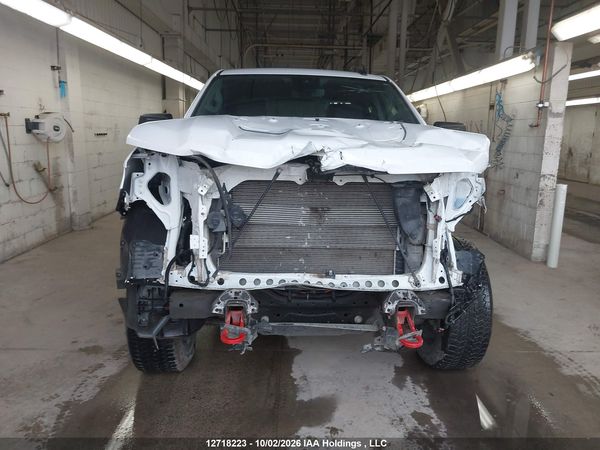 2024 CHEVROLET SILVERADO K1500 TRAIL BOSS CUSTOM — I13