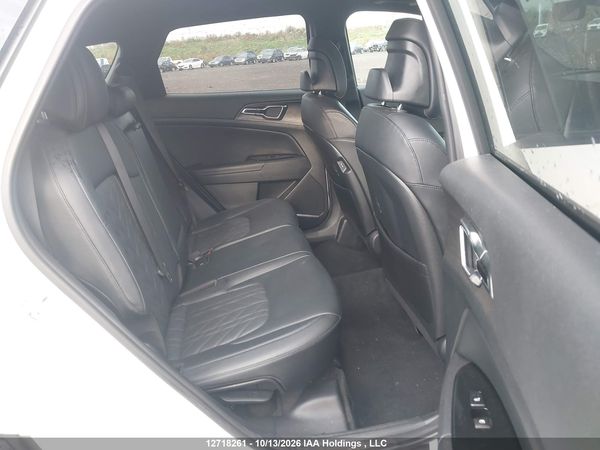 2023 KIA SPORTAGE — I8