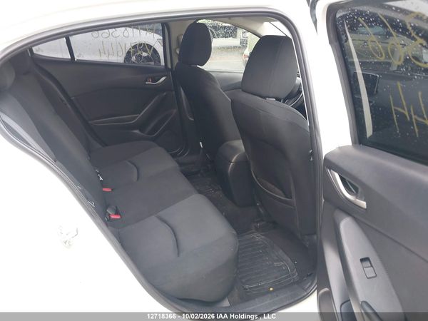 2016 MAZDA MAZDA3 G/GX — I8
