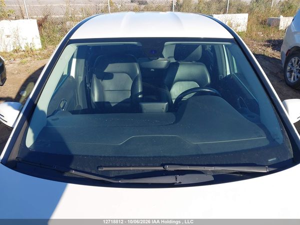 2013 MERCEDES-BENZ B250 — I18