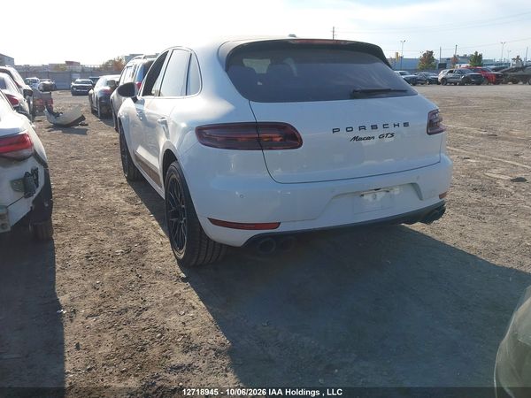 2017 PORSCHE MACAN GTS — I3
