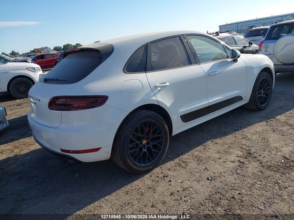 2017 PORSCHE MACAN GTS — I4