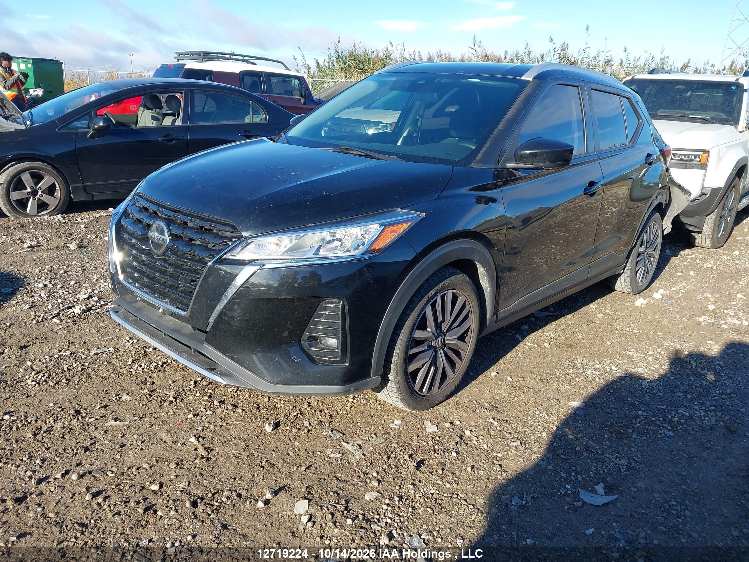 2021 NISSAN KICKS SV — I2