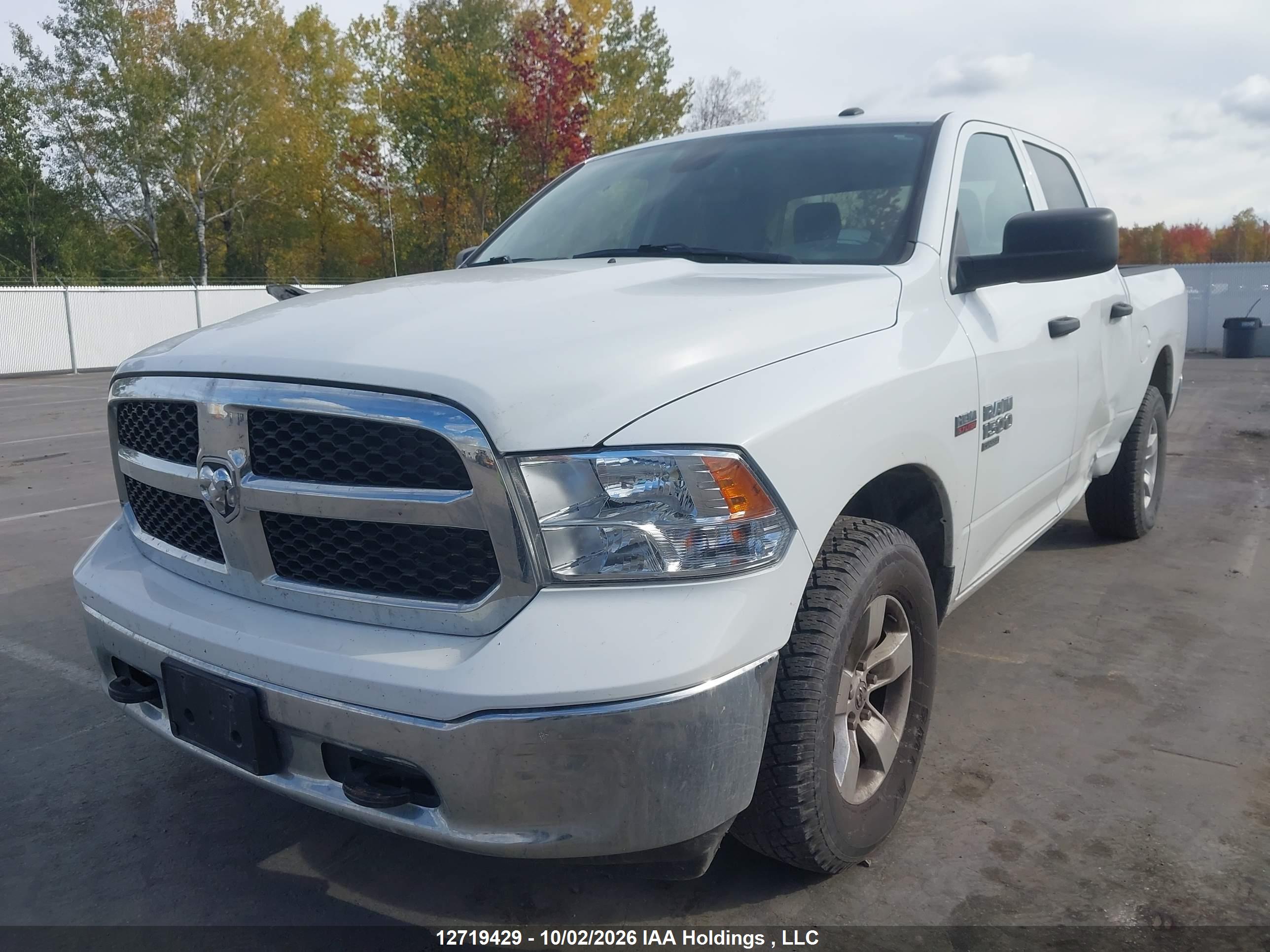 2023 RAM 1500 CLASSIC SLT — I2