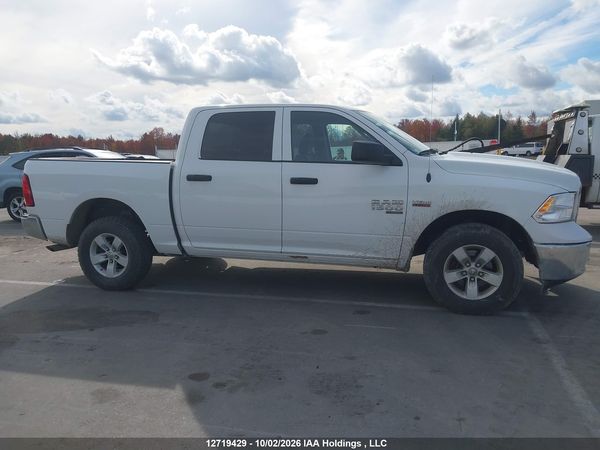 2023 RAM 1500 CLASSIC SLT — I13