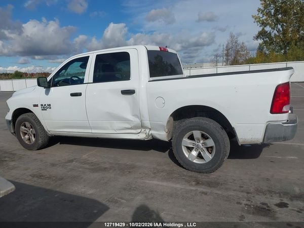 2023 RAM 1500 CLASSIC SLT — I14