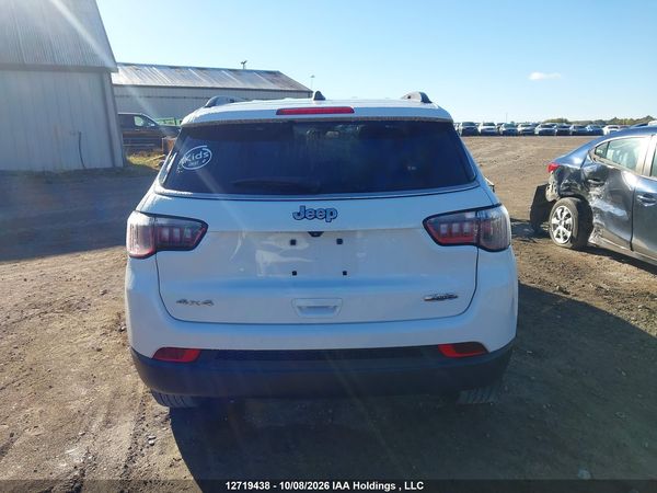 2022 JEEP COMPASS — I16