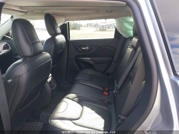 2020 JEEP CHEROKEE LIMITED — I8