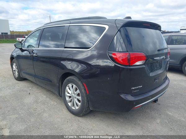 2018 CHRYSLER PACIFICA TOURING — I3