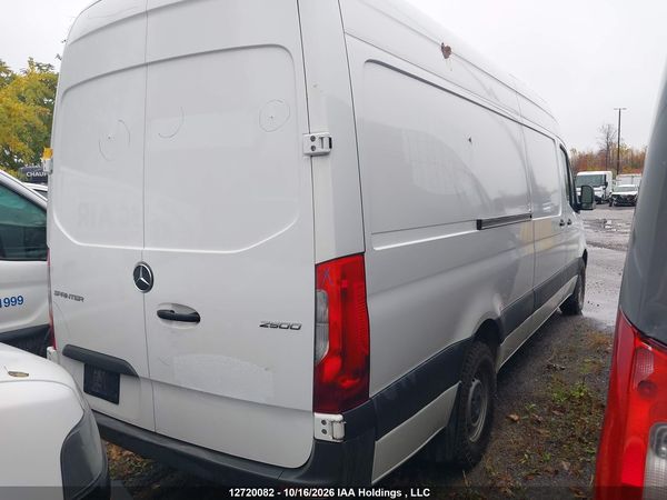 2024 MERCEDES-BENZ SPRINTER 2500 907 (VS30) — I4