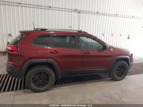 2018 JEEP CHEROKEE TRAILHAWK — I13