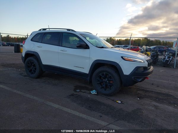 2016 JEEP CHEROKEE TRAILHAWK — I1