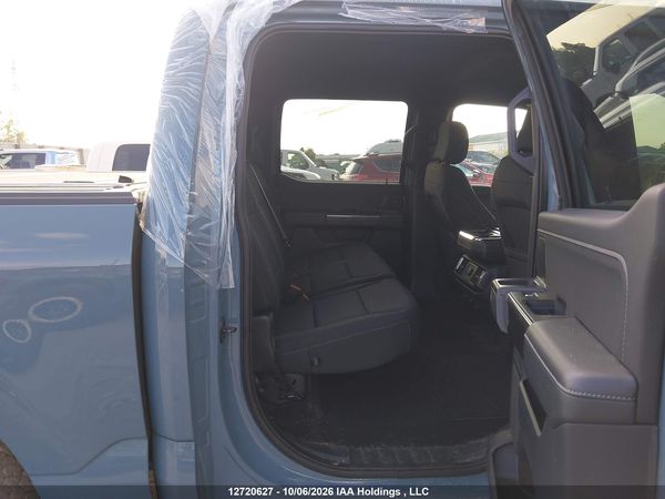 2023 FORD F-150 XLT — I8