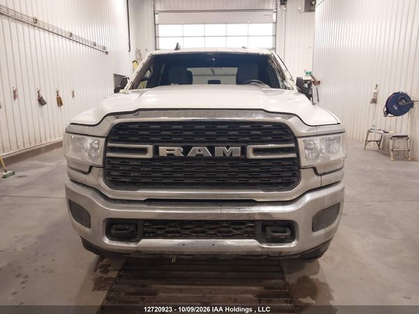 2022 RAM 3500 BIG HORN — I12