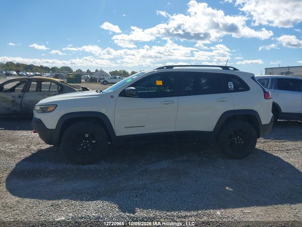 2019 JEEP CHEROKEE TRAILHAWK — I13