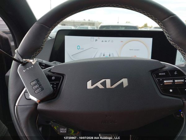 2024 KIA EV6 — I11