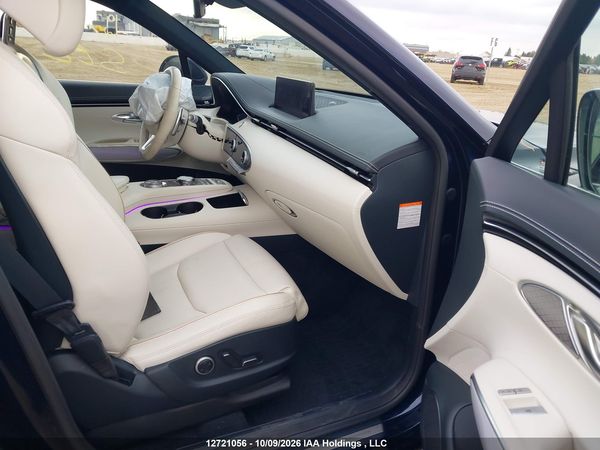 2023 GENESIS ELECTRIFIED GV70 PRESTIGE AWD — I5