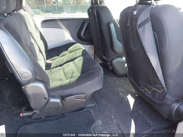 2017 DODGE GRAND CARAVAN SE — I8