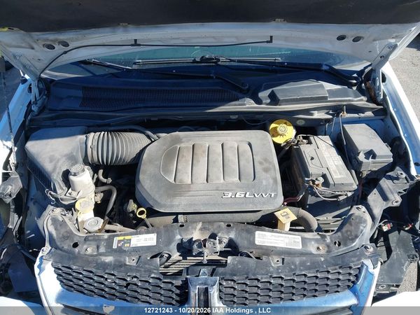 2017 DODGE GRAND CARAVAN SE — I10