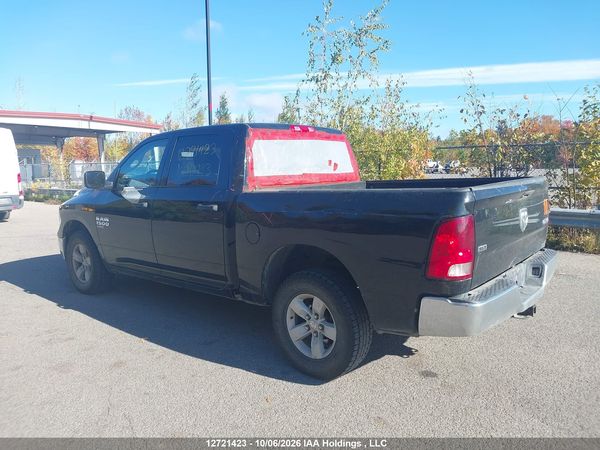 2023 RAM 1500 CLASSIC SLT — I3