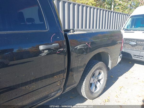 2023 RAM 1500 CLASSIC SLT — I6