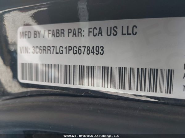 2023 RAM 1500 CLASSIC SLT — I9